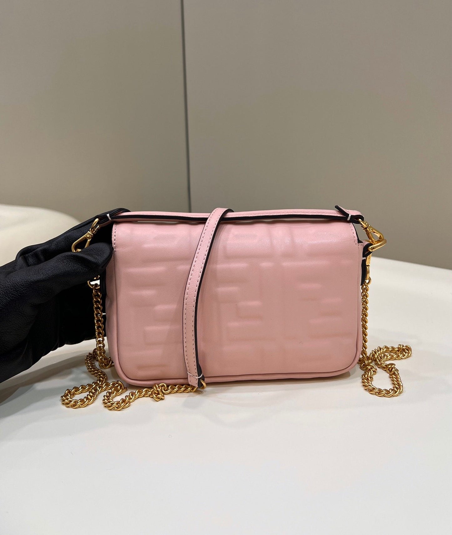 FI Baguette Pink For Women, Handbags, Shoulder And Crossbody Bags 7.5in/19cm FF 8BS017