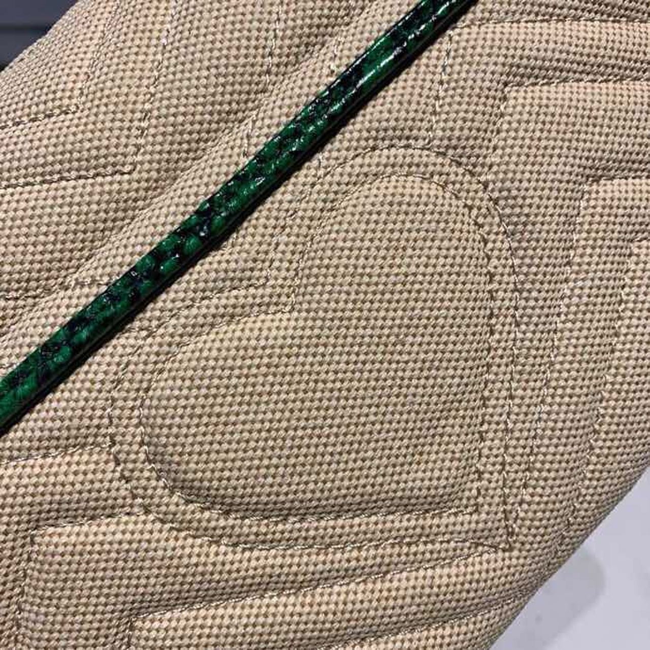 gg Marmont Raffia Straw Shoulder Bag Beige/Green gg Chevron Matelassé Raffia Effect Fabric For Women 10in/26cm gg  ‎443497