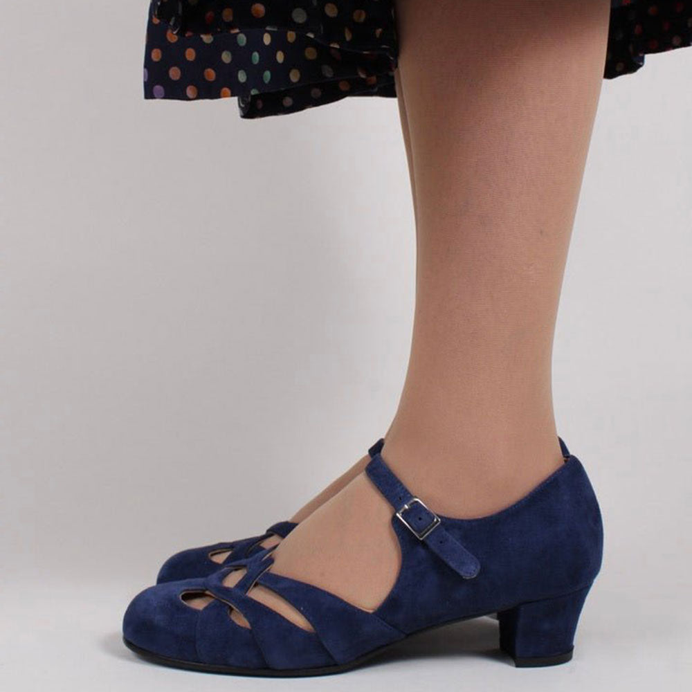 Faux Suede Round Toe Navy Blue Block Heel Pumps with Buckle