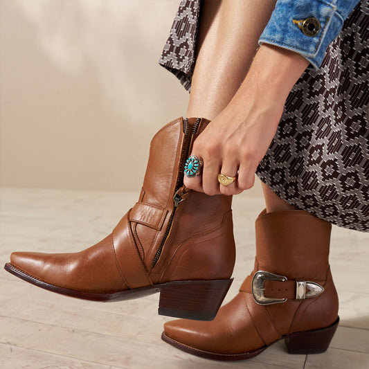 Elegant Snip Toe Criss-Cross Strap Ankle Length Cowgirl Boots in Brown