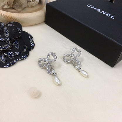 EN – Lux Earring CHL 024