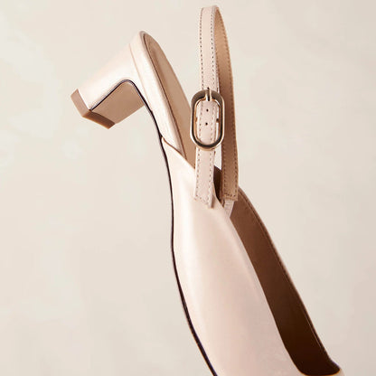 Beige & Black Square Toe Chunky Heel Vintage Slingback Pumps
