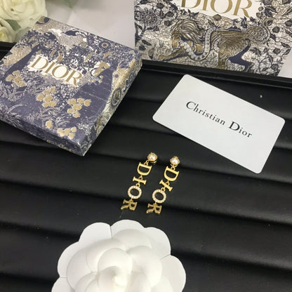EN – Lux Earring DIR 001