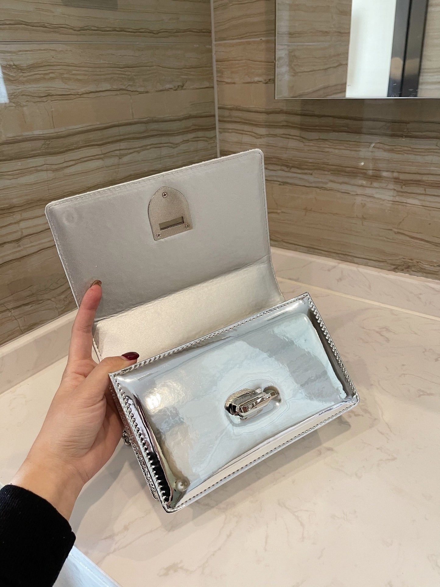 Dior Diorama