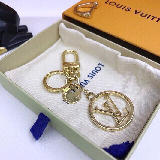EN – Lux Keychains LUV 021