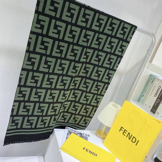 EN – Luxury FEI Scarf 006