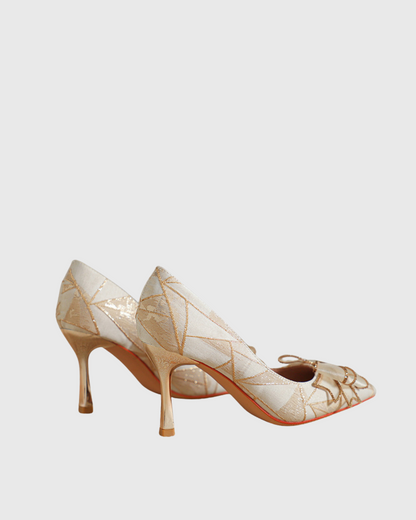 Beck Bow Pumps In Beige