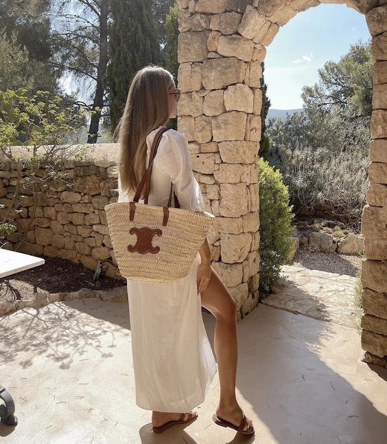 GIFT SET: CE TRIOMPHE CE PANIER &amp; HM ORAN FLAT BROWN