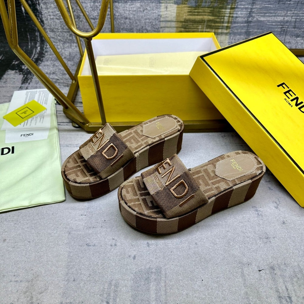 FENDI SUNSHINE FLATFORM SLIDES BROWN 8R8515AORHF1P95