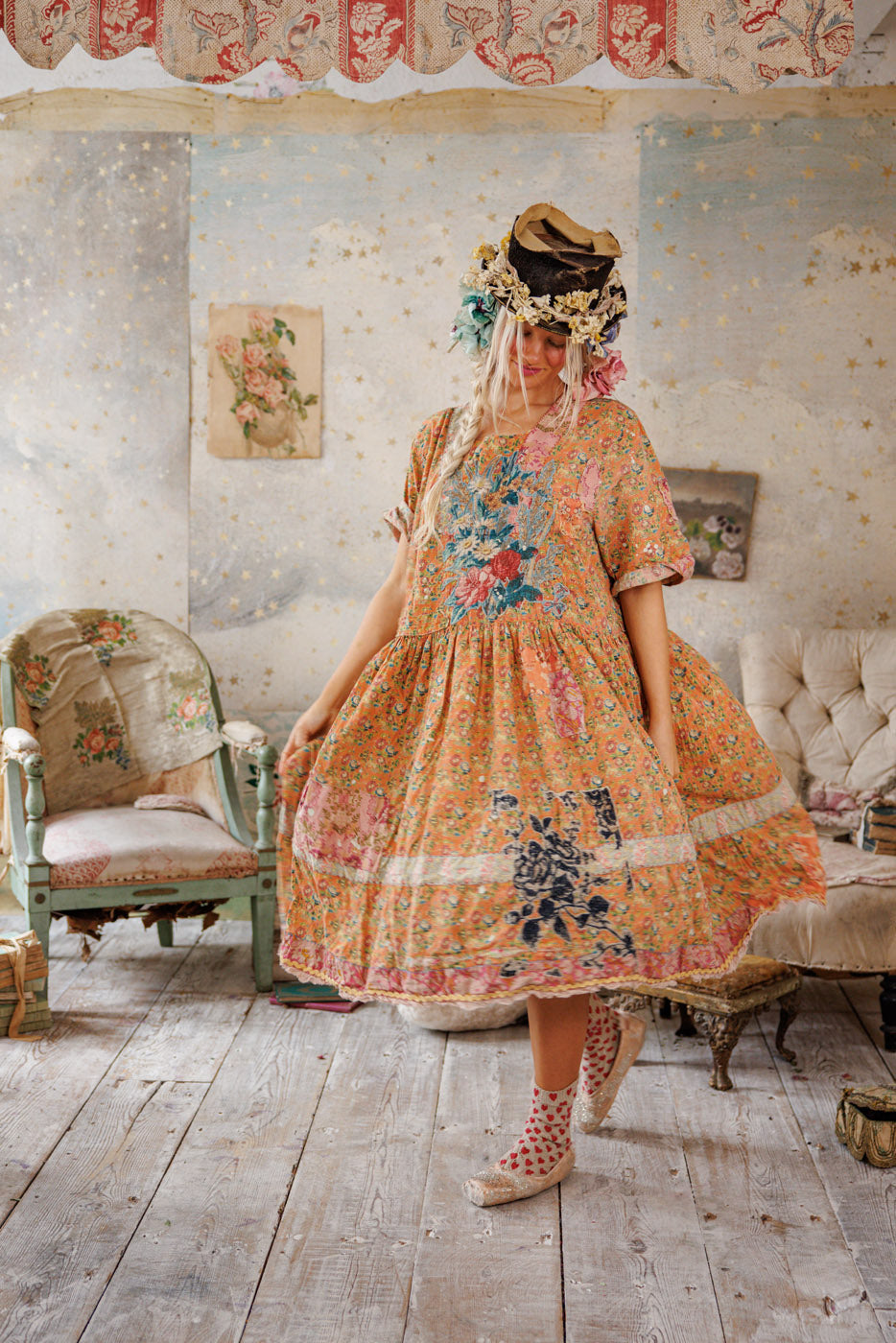 Floral Appliqué Taigi Dress