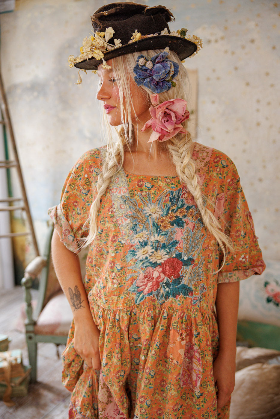 Floral Appliqué Taigi Dress