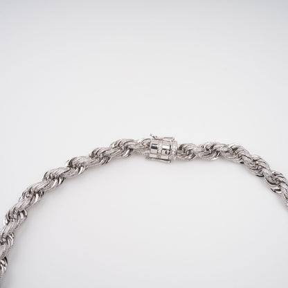 Aventin Silver Tone Cable Link Crystal Embellished Necklace