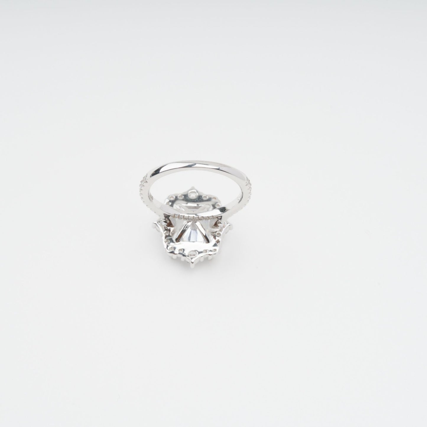 Émilienne Sterling Silver Rectangular Zircon Gemstone Ring