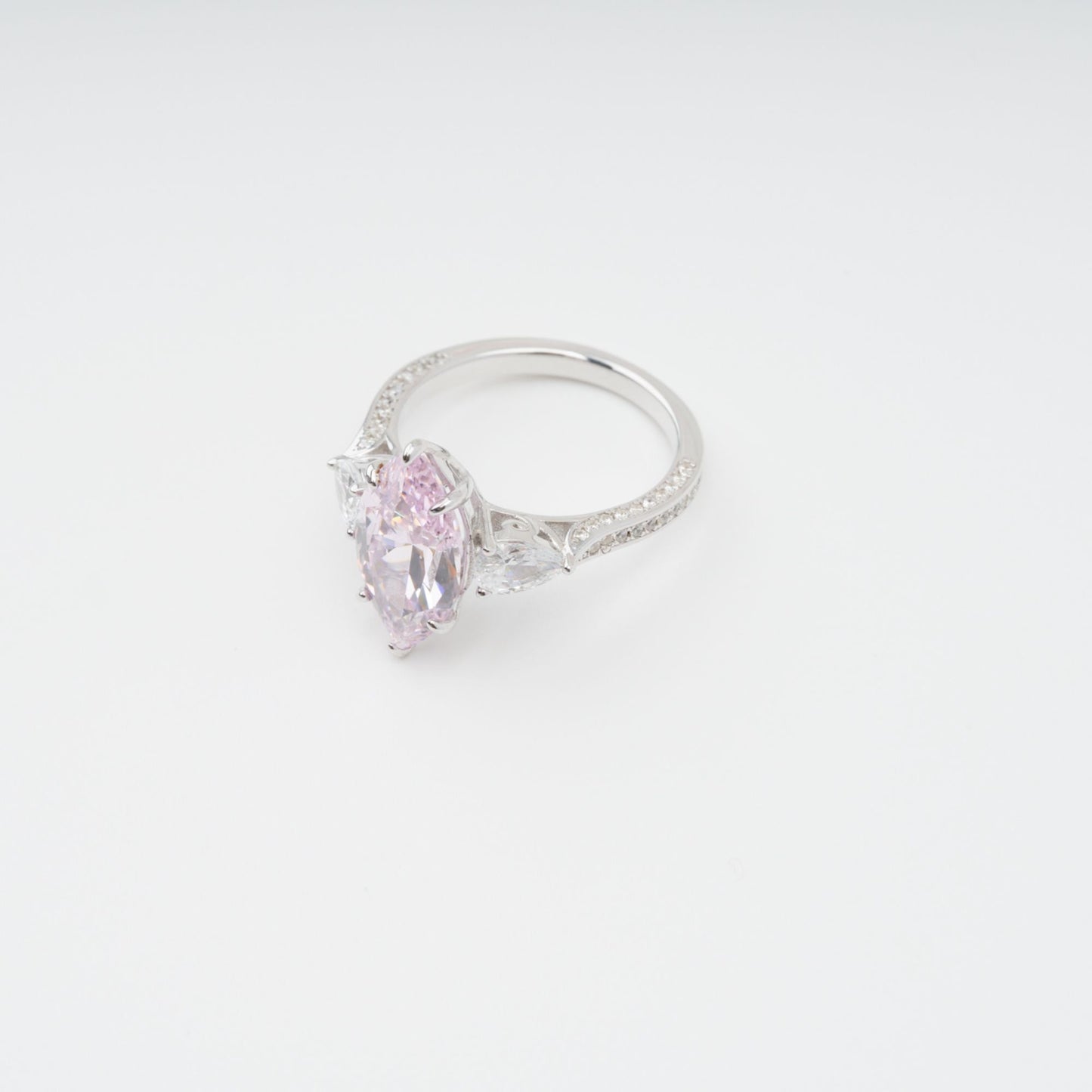 Attrape-Rêve Pink Crystal Embellished Sterling Silver Ring