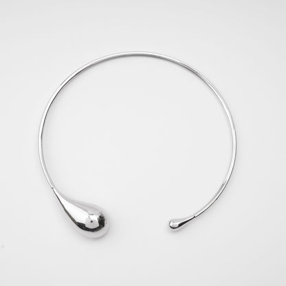 Axelle waterdrop-shaped necklace