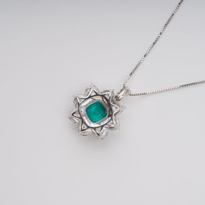 Erica Green Flower Shaped Gemstone Pendant Sterling Silver Necklace