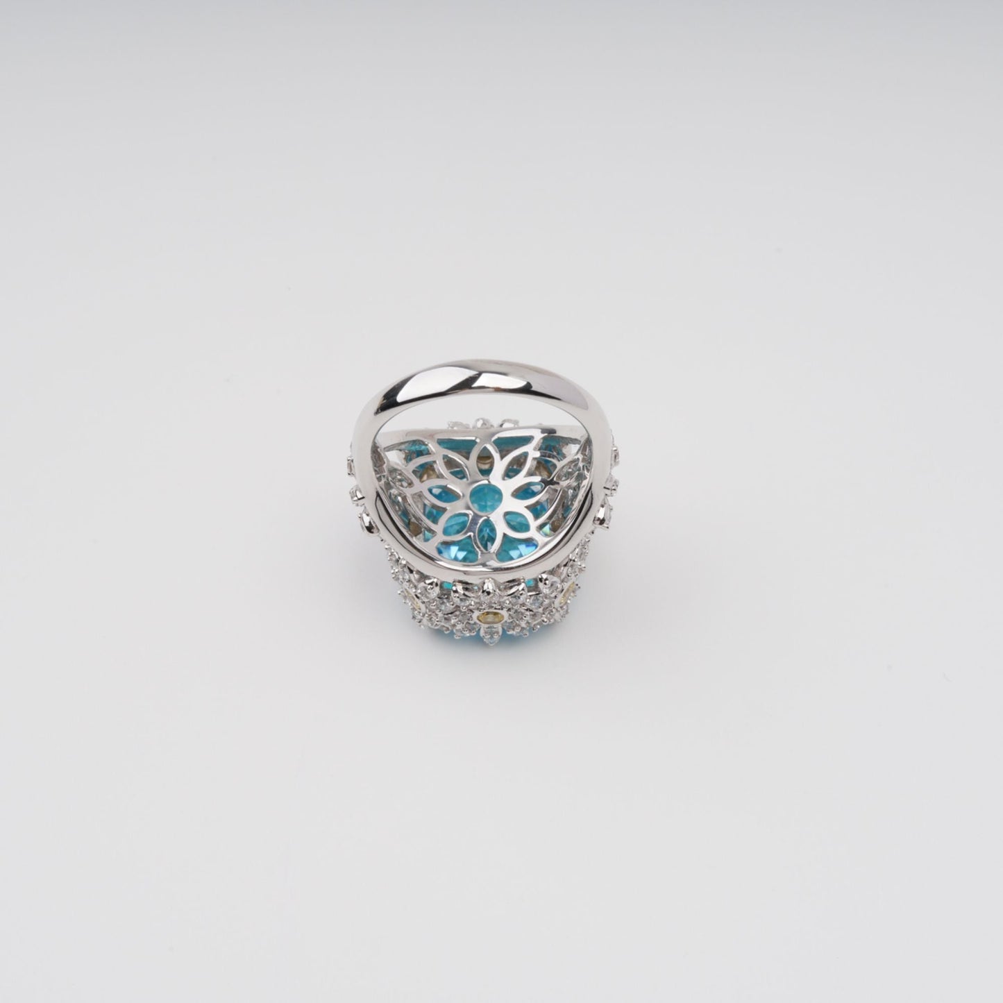 Éternité Blue Floral Motif Gemstone Sterling Silver Ring