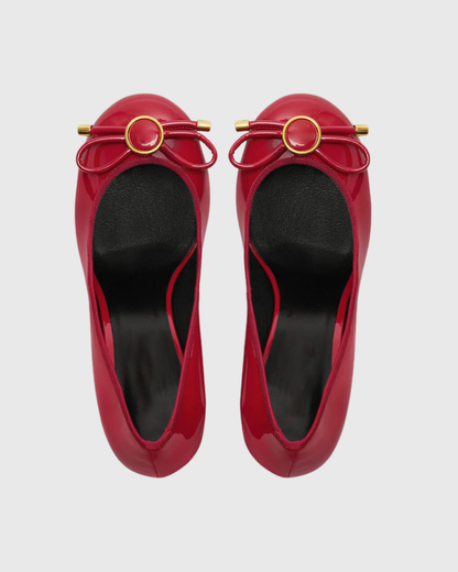 Eva Bow Patent Leather Pumps In Red
