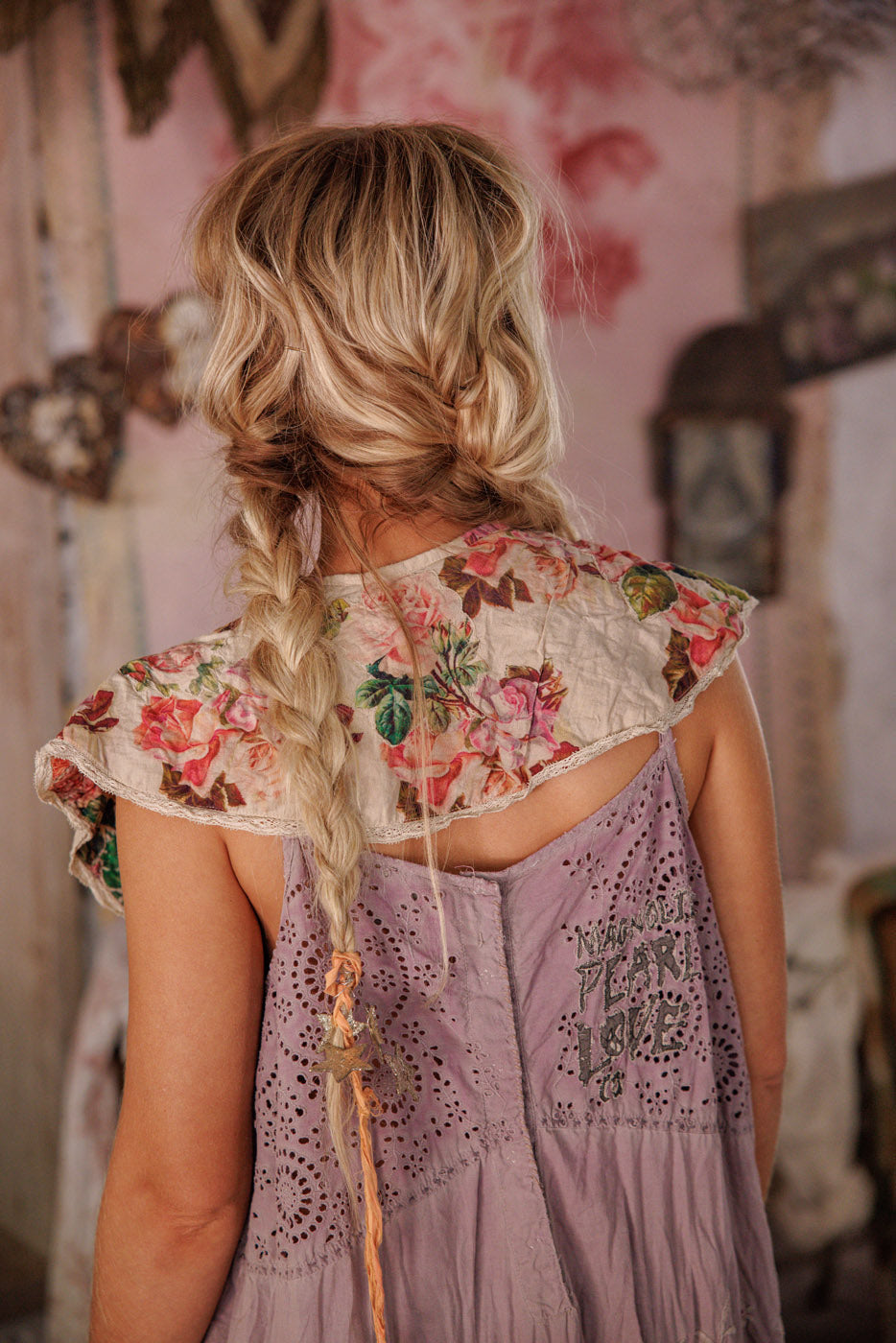 Floral Appliqué Hannes Collar