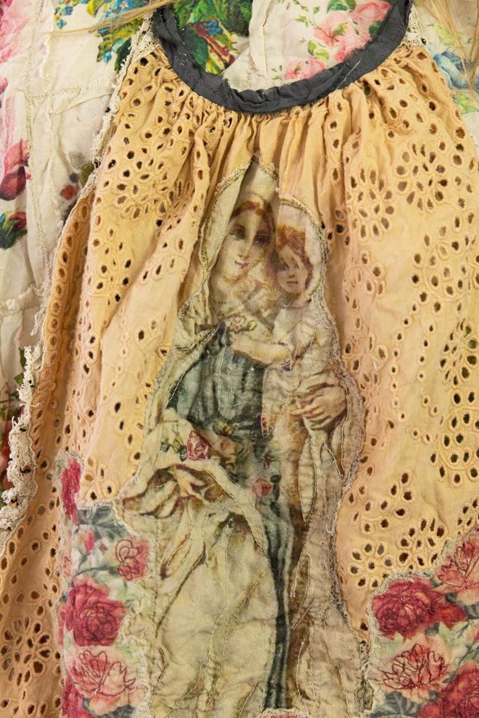 Eyelet Mother Mary Jabot