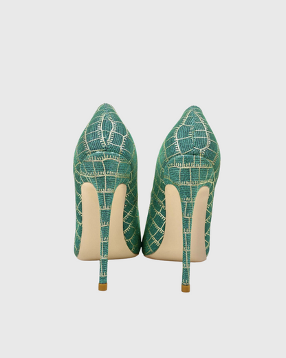 Min Lattice Embroidery Pumps In Green
