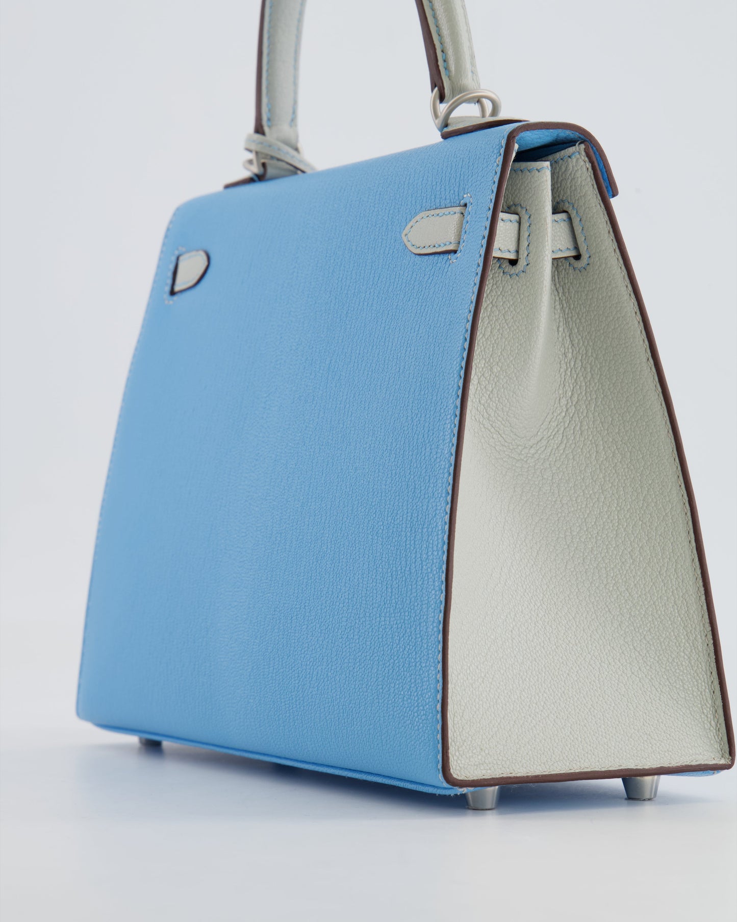 *VERY RARE* Hermès Kelly Sellier HSS 25cm Bag in Bleu Celeste and Gris Perle Chèvre Leather with Contrast Stitching and Brushed Palladium Hardware