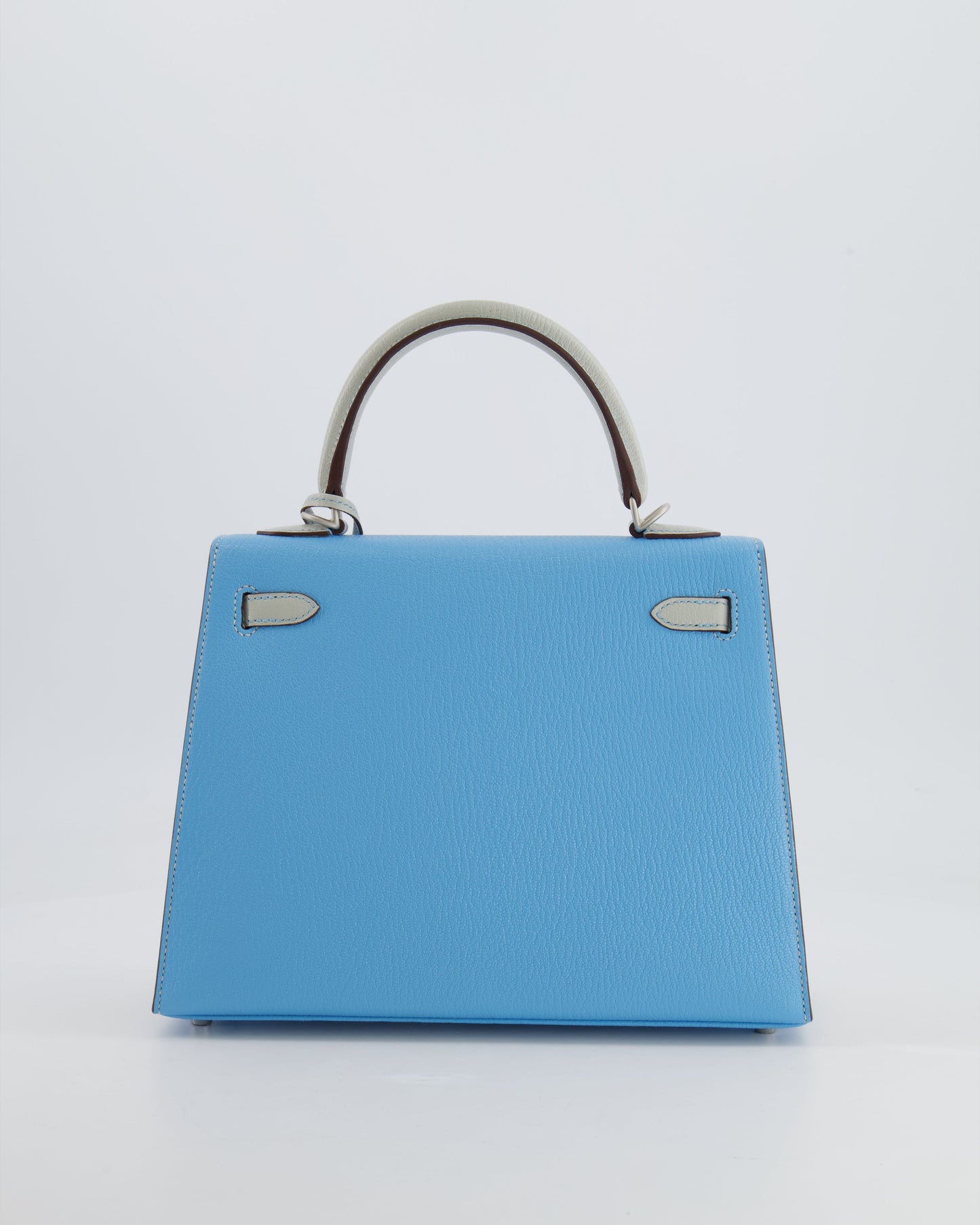 *VERY RARE* Hermès Kelly Sellier HSS 25cm Bag in Bleu Celeste and Gris Perle Chèvre Leather with Contrast Stitching and Brushed Palladium Hardware