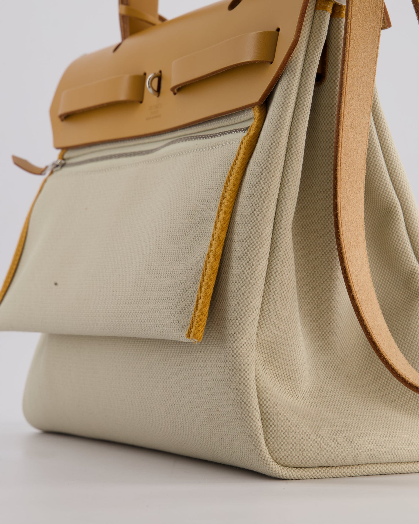 *FIRE PRICE* Hermès Herbag Zip Retourne 31 Bag in Ecru Toille H Canvas, Naturel Vache Hunter Leather with Palladium Hardware
