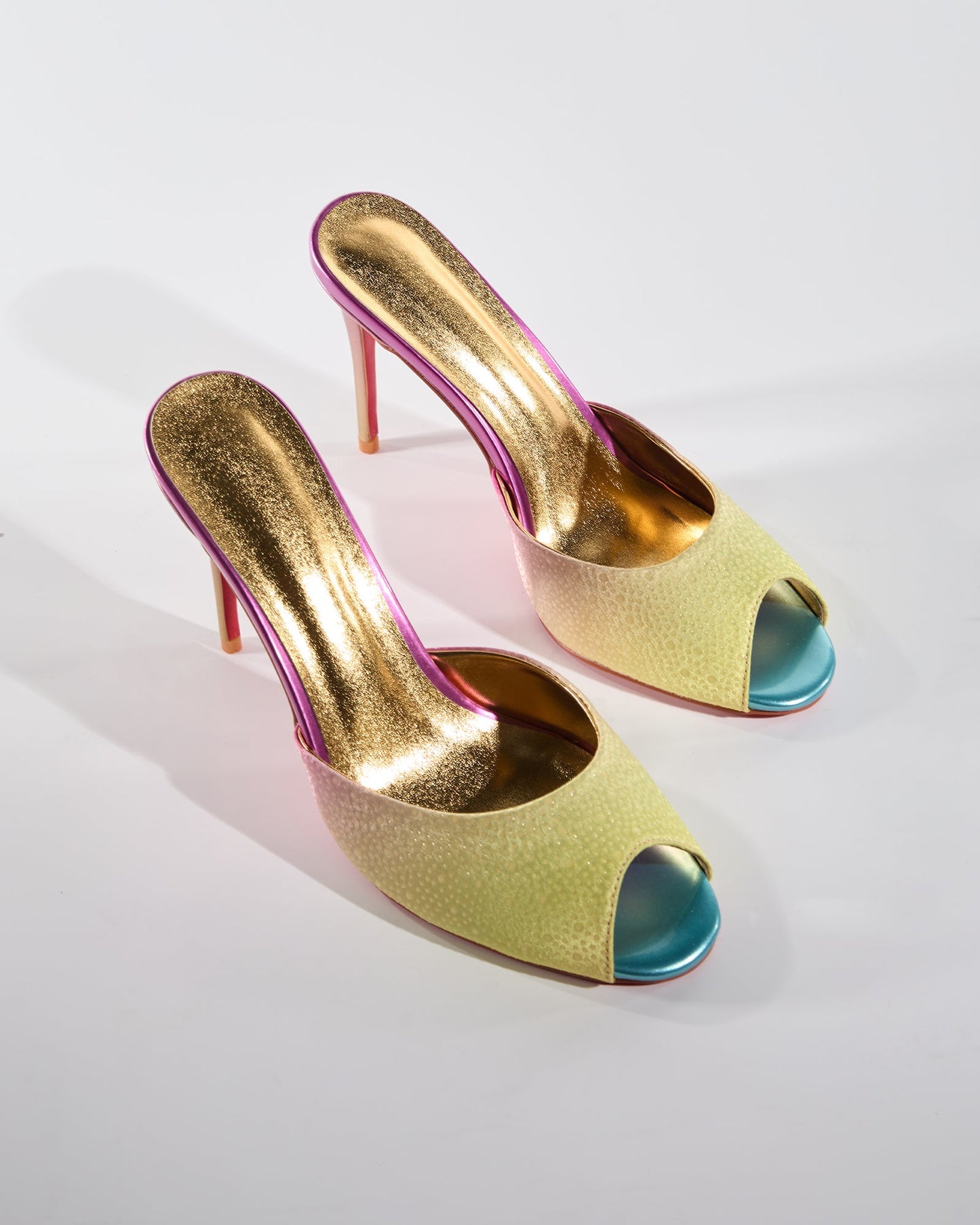 Veda Fish Mouth Slippers In Multicolor