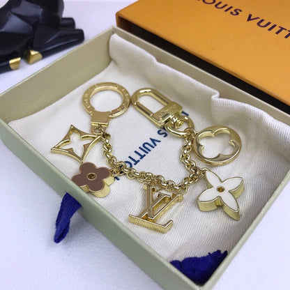 EN – Lux Keychains LUV 058