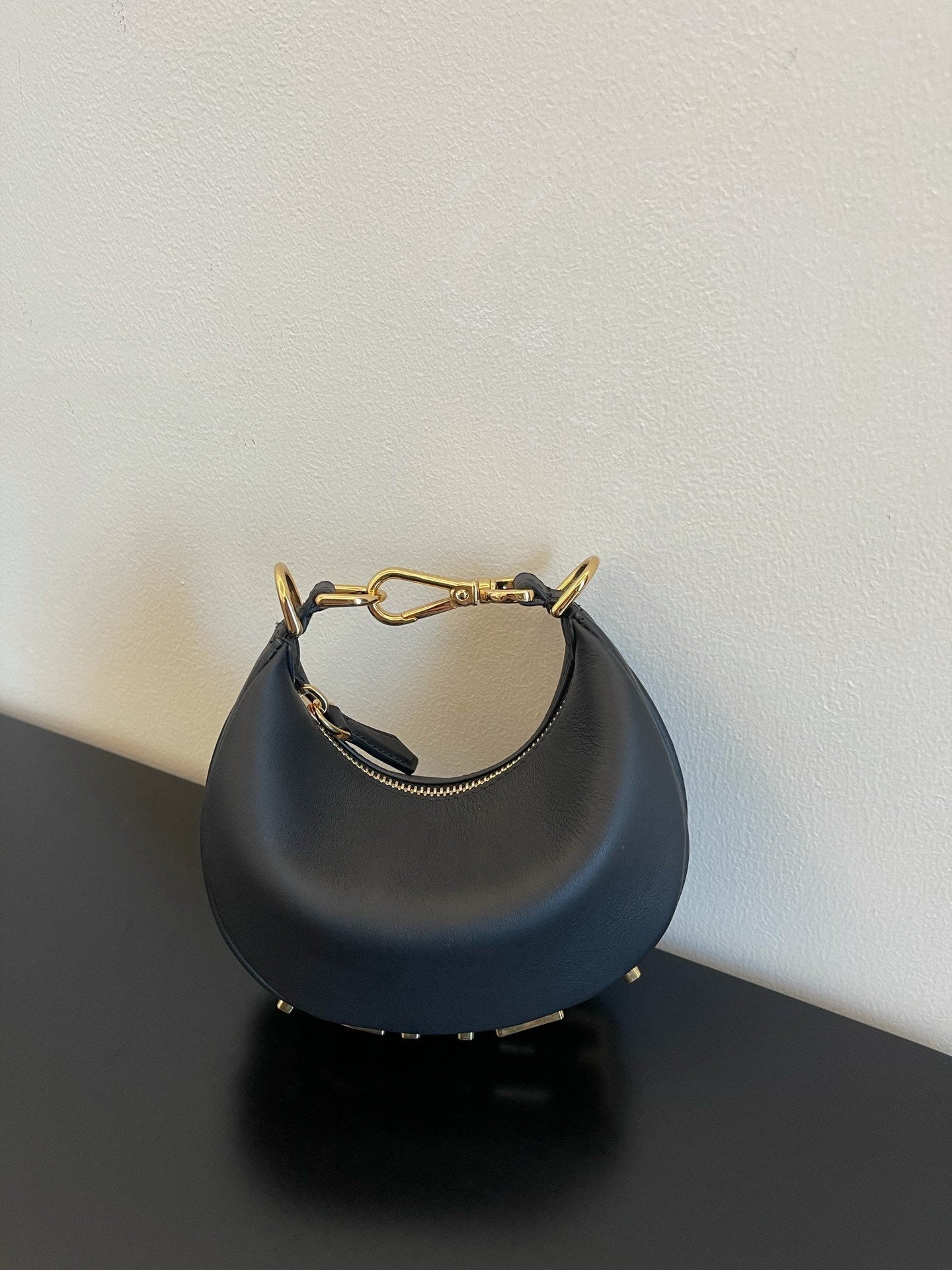 FI Nano FIgraphy Black For Women, HandBags 6.7in/17cm FF 8BR798A5DYF1HEJ