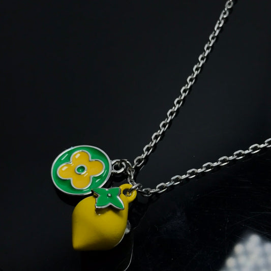 EN – Lux LV Necklaces 059