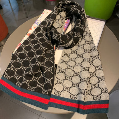 EN – Luxury GCI Scarf 007