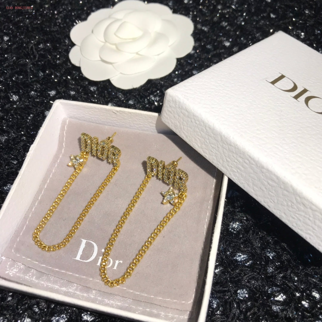 EN – Lux Earring Dir 008