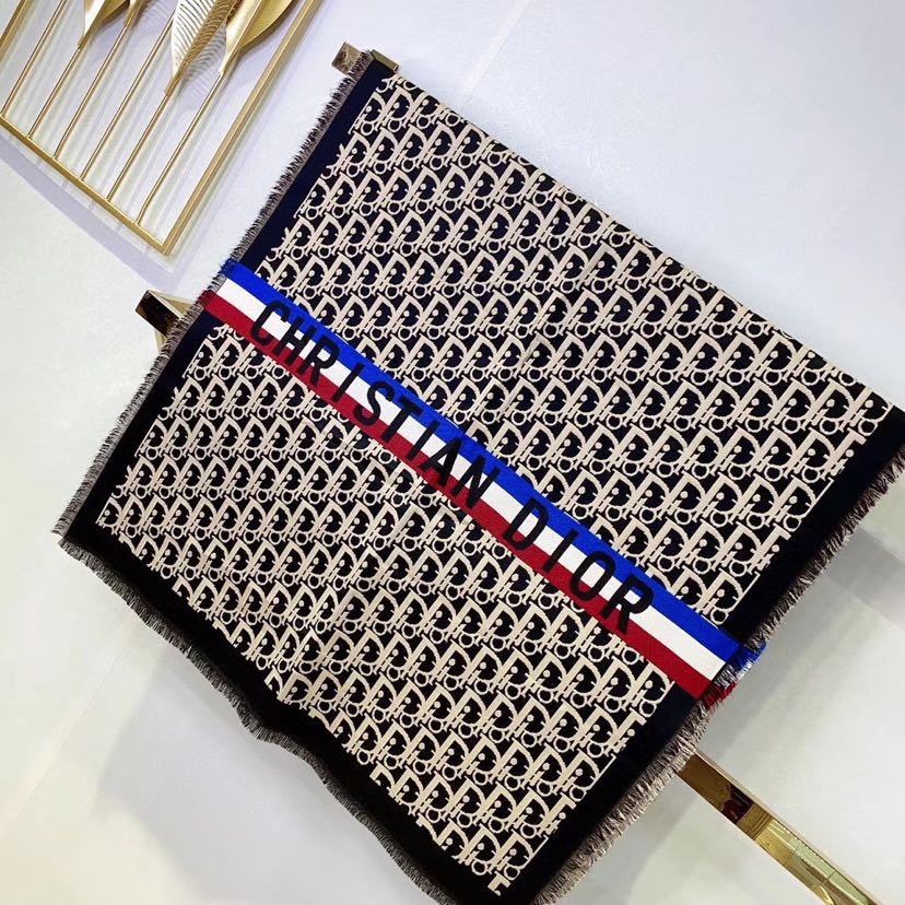EN – Luxury DIR Scarf 009