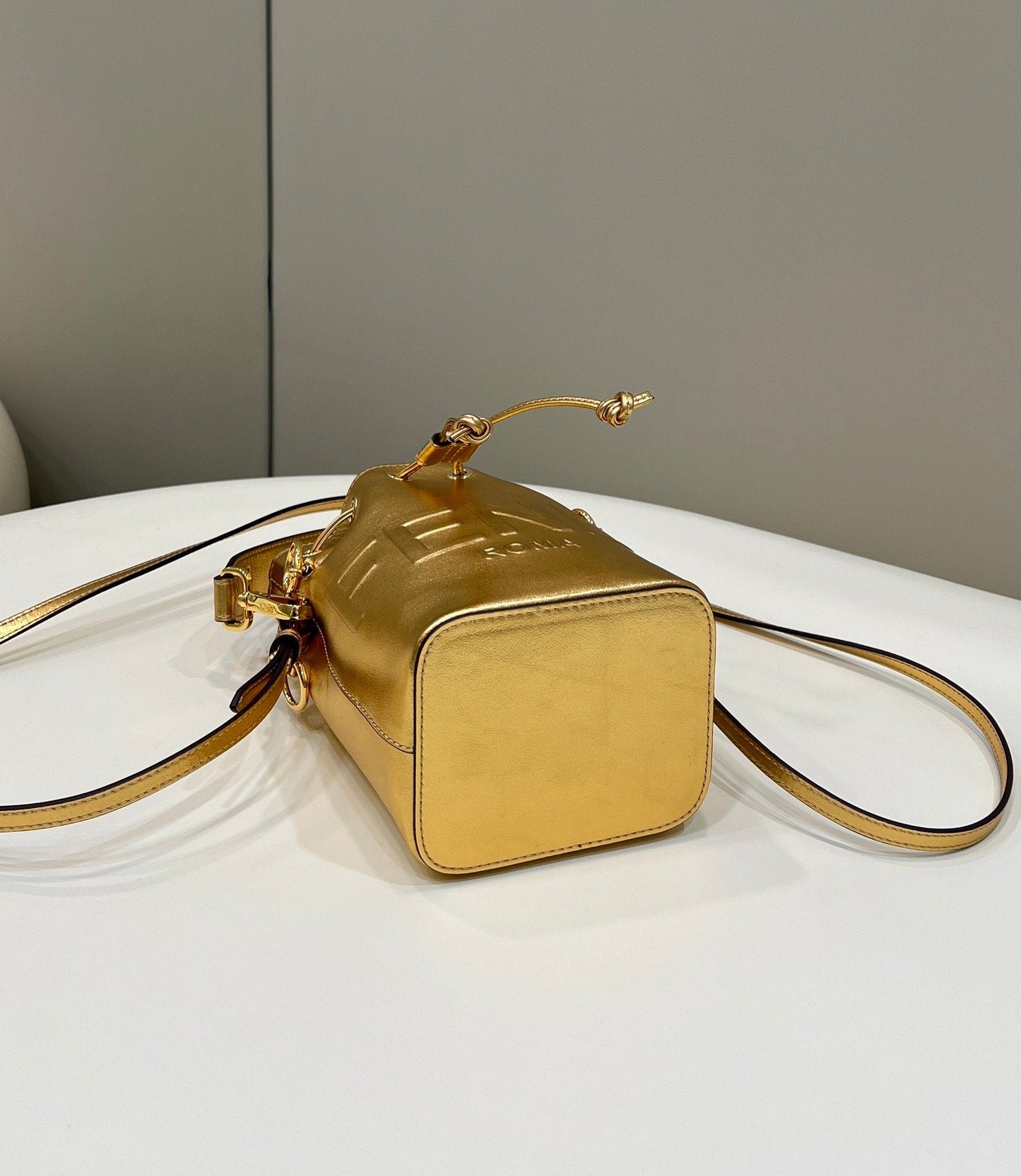 FI Mon Tresor Gold For Women, Handbags, Shoulder And Crossbody Bags 7in/18cm FF 8BS010AK61F1GNN