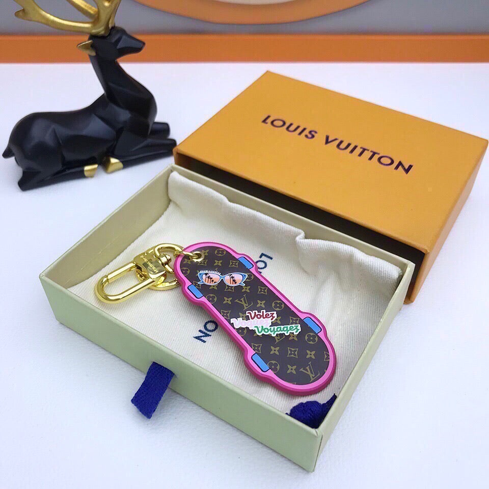 EN – Lux Keychains LUV 019