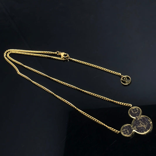 EN – Lux LV Necklaces 084