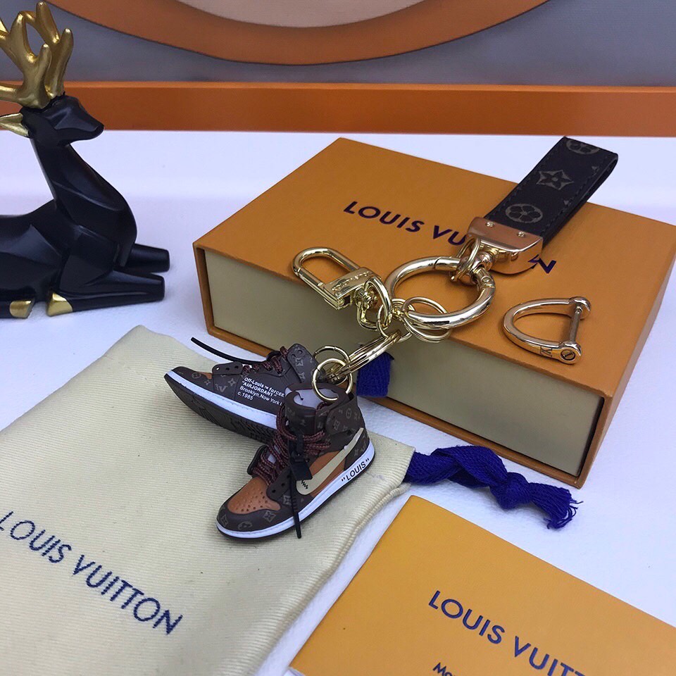 EN – Lux Keychains LUV 009