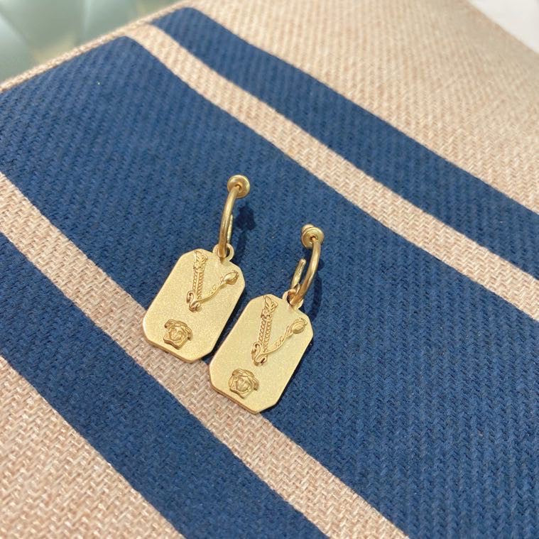EN – Lux Earring VER 002