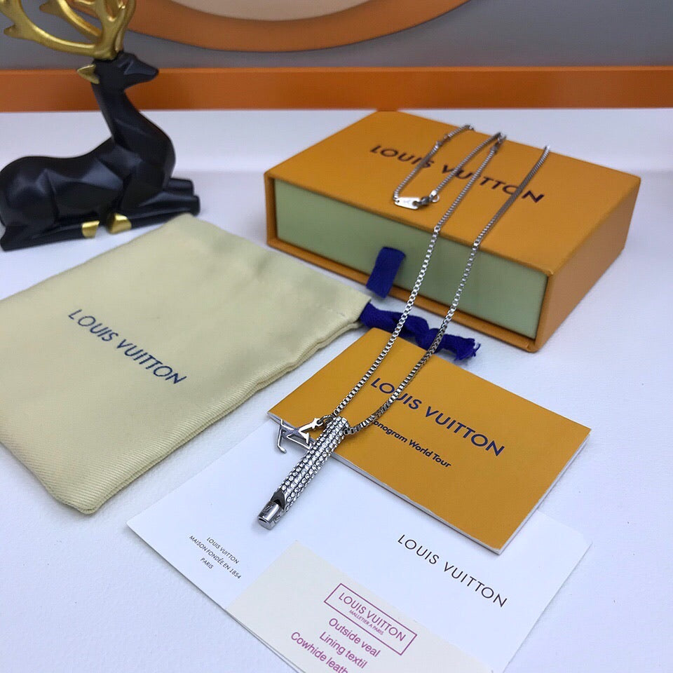 EN – Lux Necklace LUV016