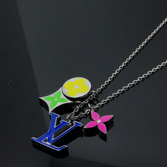 EN – Lux LV Necklaces 037
