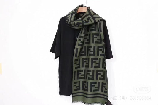 EN – Luxury FEI Scarf 009