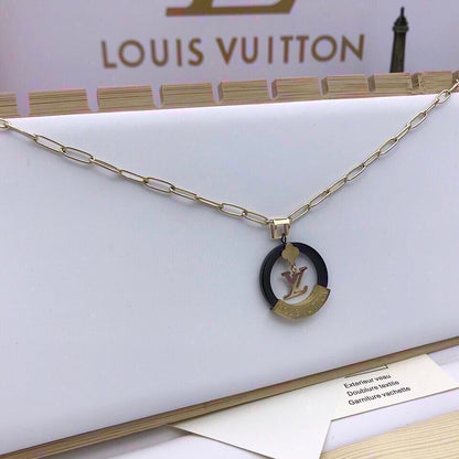 EN – Lux Necklace LUV002