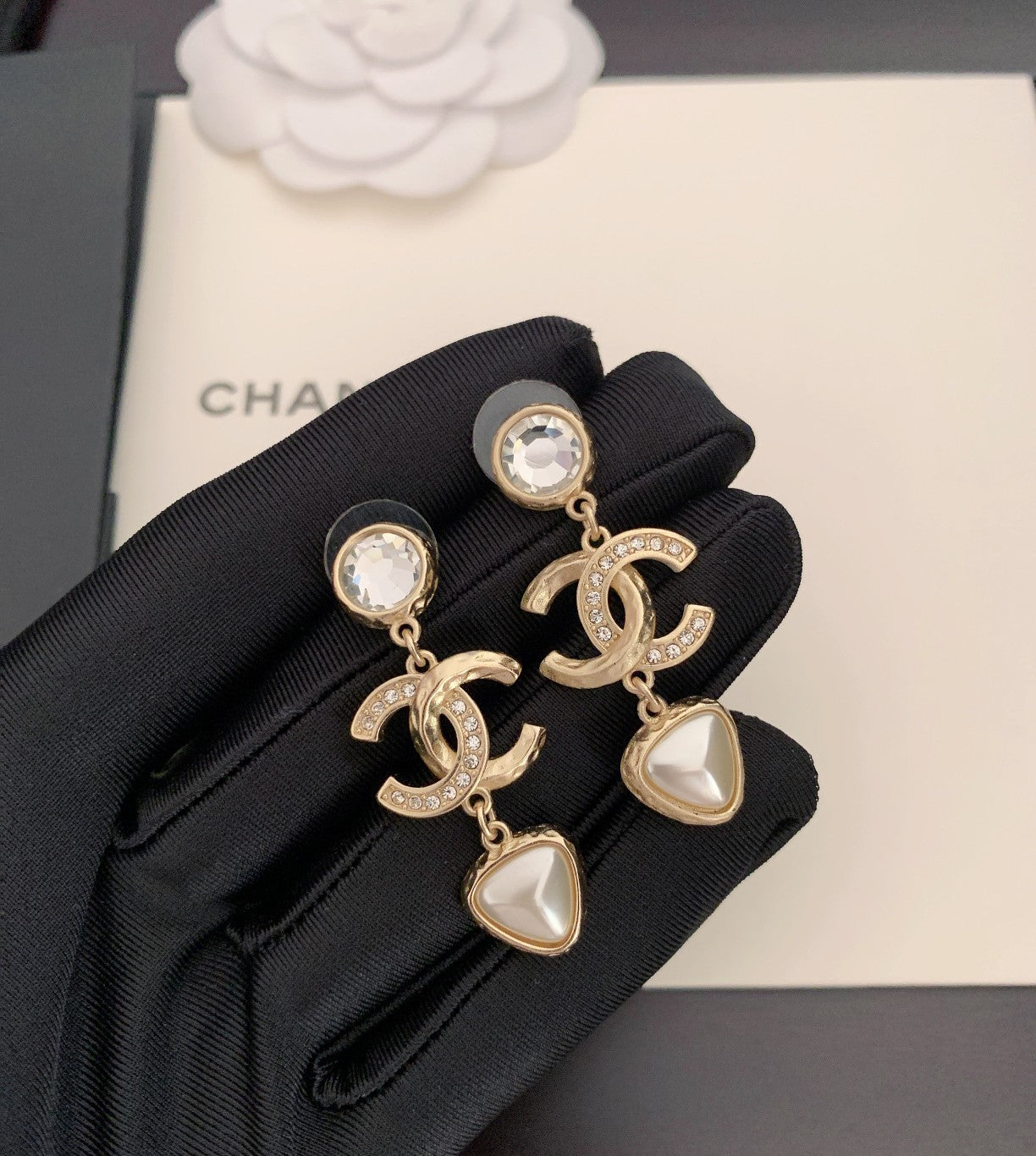 EN – Lux Earring CHL 033