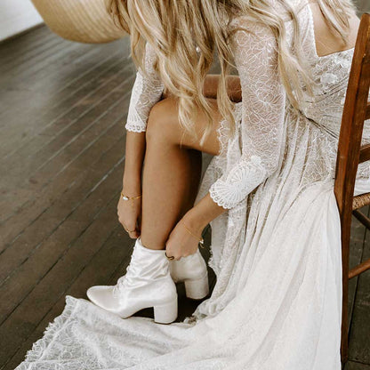Elegant Ivory Velvet Bridal Shoes Lace Up Chunky Heel Ankle Boots
