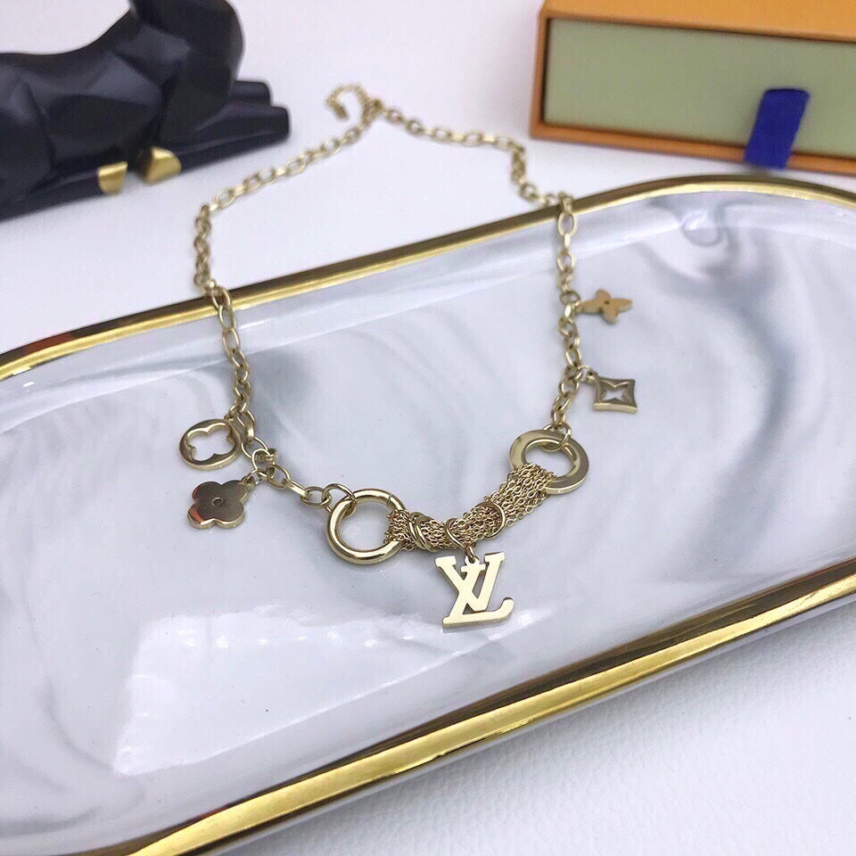 EN – Lux Necklace LUV006