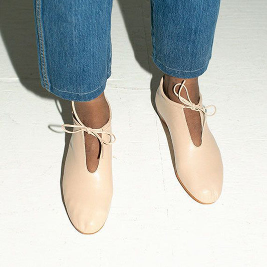 Beige  Round Toe  Lace Up Flat Oxford Shoes