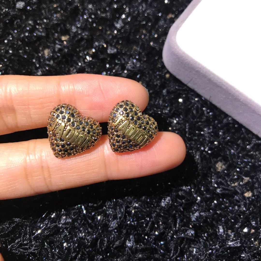 EN – Lux Earring Dir 010