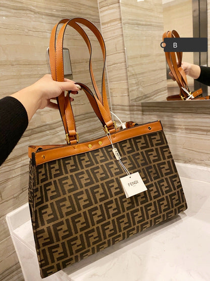 Fendi Peekaboo X-Tote Green Canvas